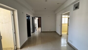Room in 3 BHK Apartment at Gardenia Gateway, Sector 75 – for Rent