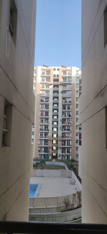 2 BHK Apartment – Exterior View View at KLJ Platinum Heights, Sector 77 - for Rent