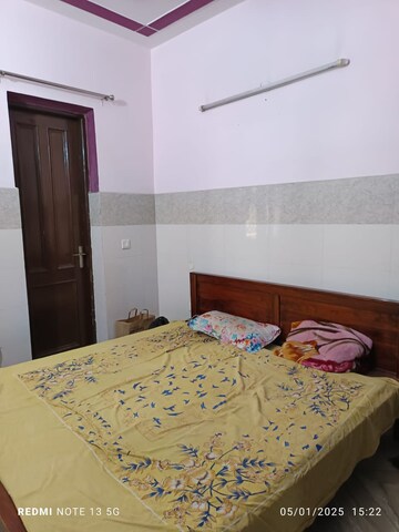 Bedroom in 3 BHK Builder Floor at Sushant Lok 3, Sector 57 – for Rent