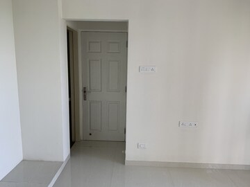 Room in 1 BHK Apartment at Vijay Orovia, Ghodbunder Road – for Sale