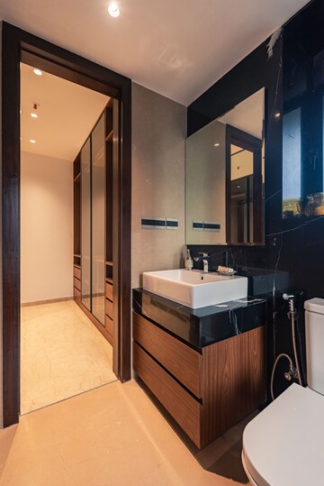 Attached Bathroom in 4 BHK Apartment at Kalpataru Magnus, Bandra East – for Sale