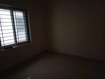 Room in 2 BHK Apartment at Manikonda – for Sale