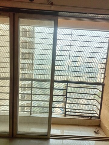 Room in 2 BHK Apartment at DB Parkwoods, Ghodbunder Road – for Sale