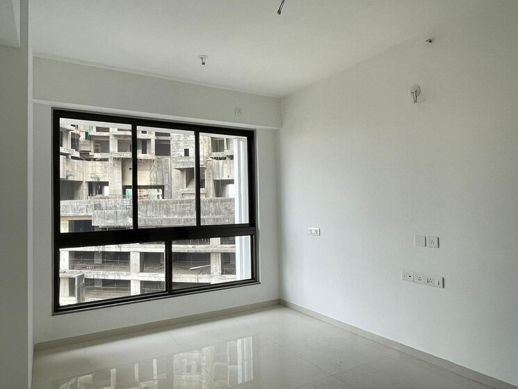 Room, malad west 2 Bedroom 670 Sq.Ft. Apartment In Malad West Mumbai 8084726