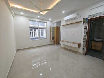Living Room in 3 BHK Builder Floor at Hsr Layout – for Rent