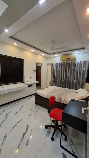 Master Bedroom in 2 BHK Apartment at Nahar Amrit Shakti, Chandivali – for Rent