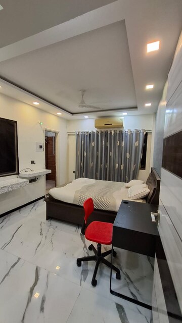 Master Bedroom in 2 BHK Apartment at Nahar Amrit Shakti, Chandivali – for Rent