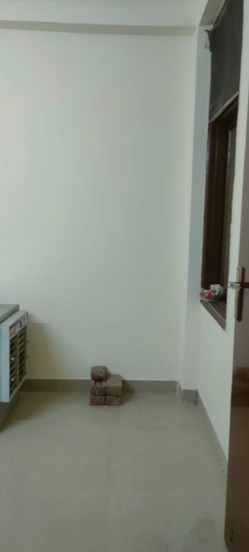 Furnished Amenities in 2 BHK Apartment at Freedom Fighters Enclave – for Rent