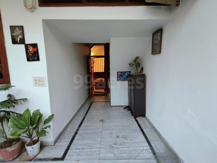 undefined, sector 49 2 Bedroom 153 Sq.Mt. Independent House In Sector 49 Noida 8084835