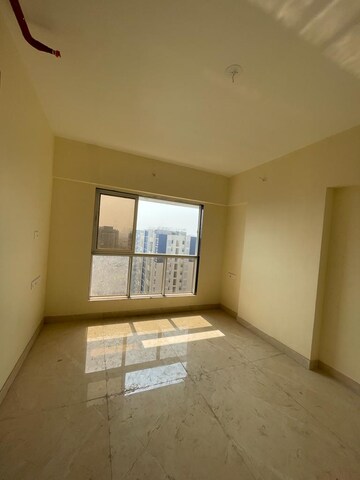 Room in 2 BHK Apartment at RRB Satra Harmony, Chembur – for Rent