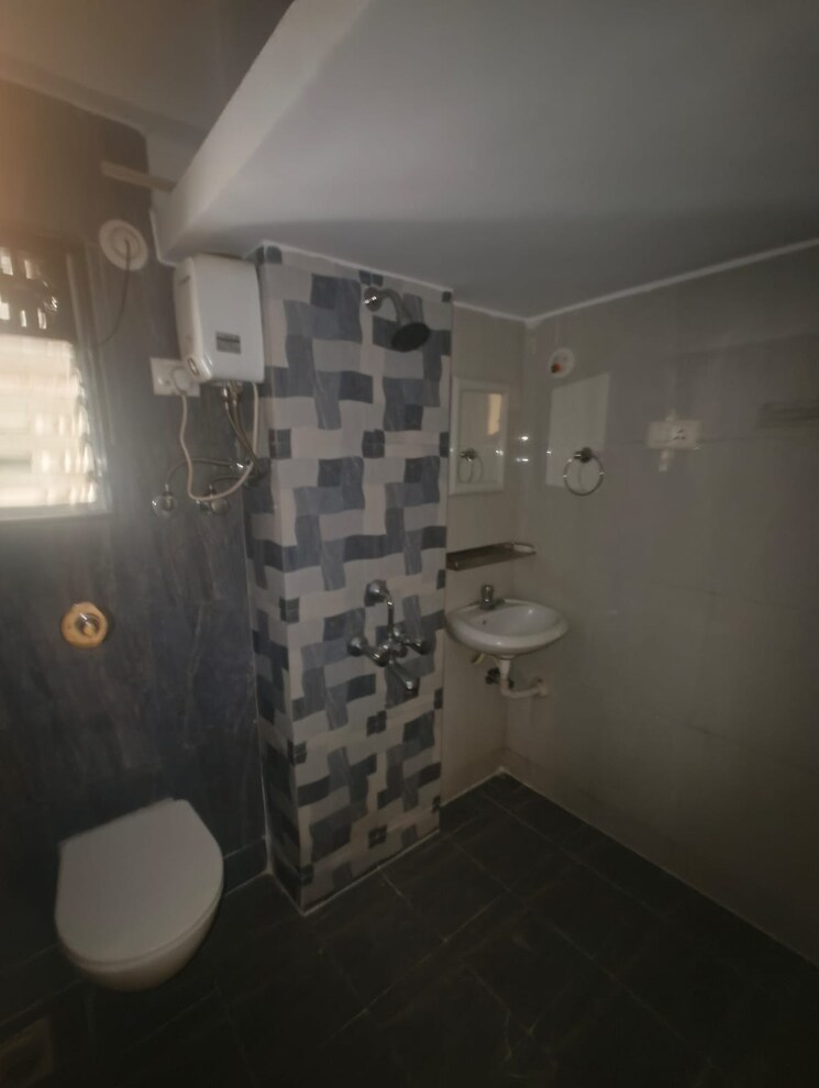 Bathroom, ssd-goregaon-pearl-chsl 3 Bedroom 1225 Sq.Ft. Apartment In Goregaon West Mumbai 8084918