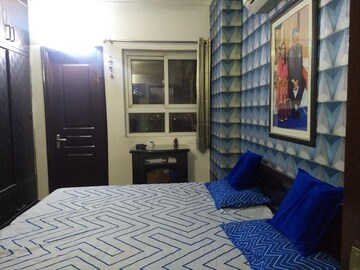 Parking in 3 BHK Builder Floor at TDI The Retreat, Sector 89 – for Rent