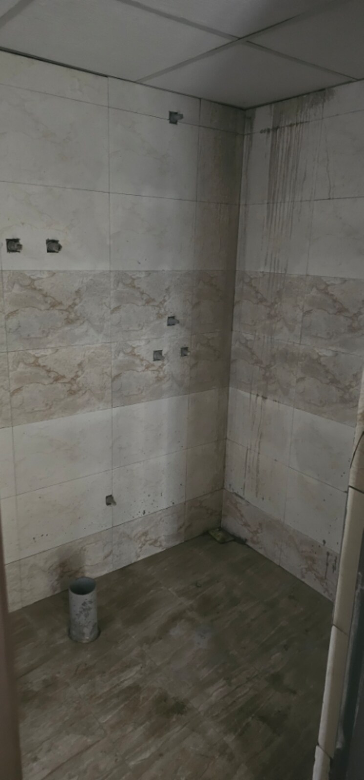 Bathroom, charms-castle 3 Bedroom 1450 Sq.Ft. Apartment In Raj Nagar Extension Ghaziabad 8084950