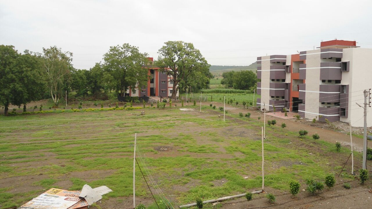 Plot For Sale in Sector 48