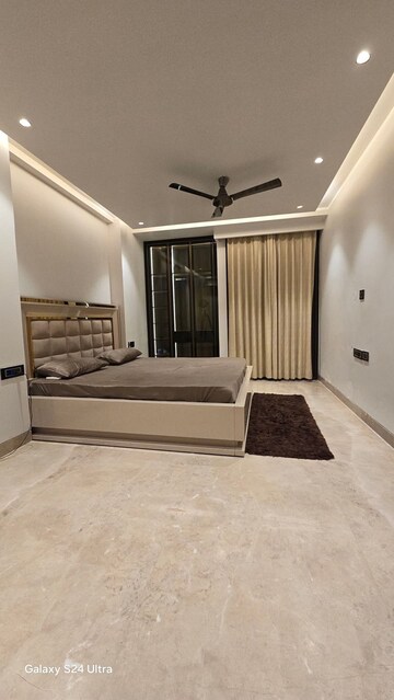 Living Room in 2 BHK Builder Floor at Ansal Plaza Sector-23, Sector 23 – for Rent