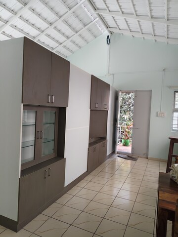Building Lobby in 1 BHK Builder Floor at Halasuru – for Rent