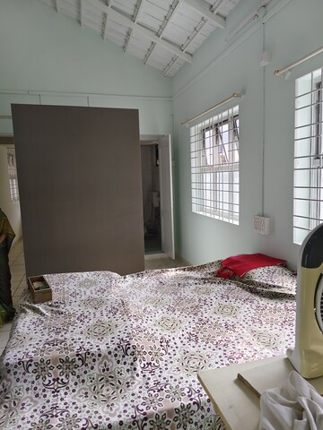 Bedroom in 1 BHK Builder Floor at Halasuru – for Rent