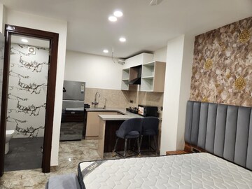 Bedroom in 1 RK Builder Floor at Ansal Sushant Lok I, Sector 43 – for Rent