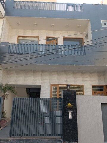 5 BHK Independent House – Exterior View View at Dhakoli Village - for Sale