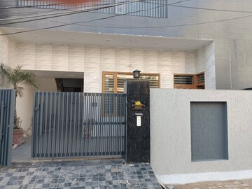 5 BHK Independent House – Exterior View View at Dhakoli Village - for Sale