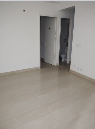 3 BHK Apartment For Rent in Gaur City 2 - 14th Avenue, Sector 16c Greater Noida