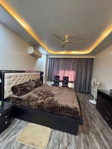 Bedroom in 2 BHK Builder Floor at Ansal Plaza Sector-23, Sector 23 – for Rent