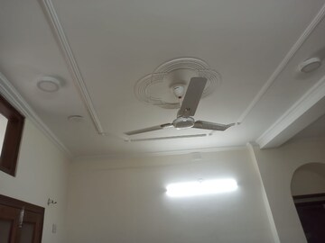 Furnished Amenities in 2 BHK Builder Floor at Paryavaran Complex – for Rent