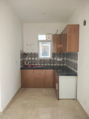 Furnished Amenities in 2.5 BHK Apartment at Signature Global Park 4 and 5, Sohna Sector 36 – for Sale