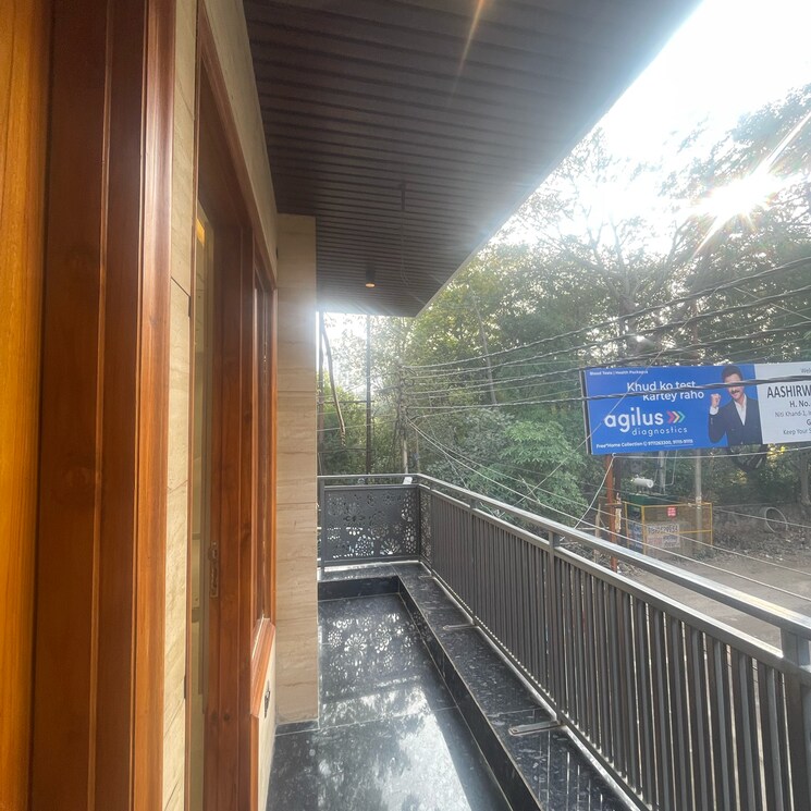 Balcony, niti khand 4 Bedroom 143 Sq.Mt. Builder Floor In Niti Khand Ghaziabad 8085112