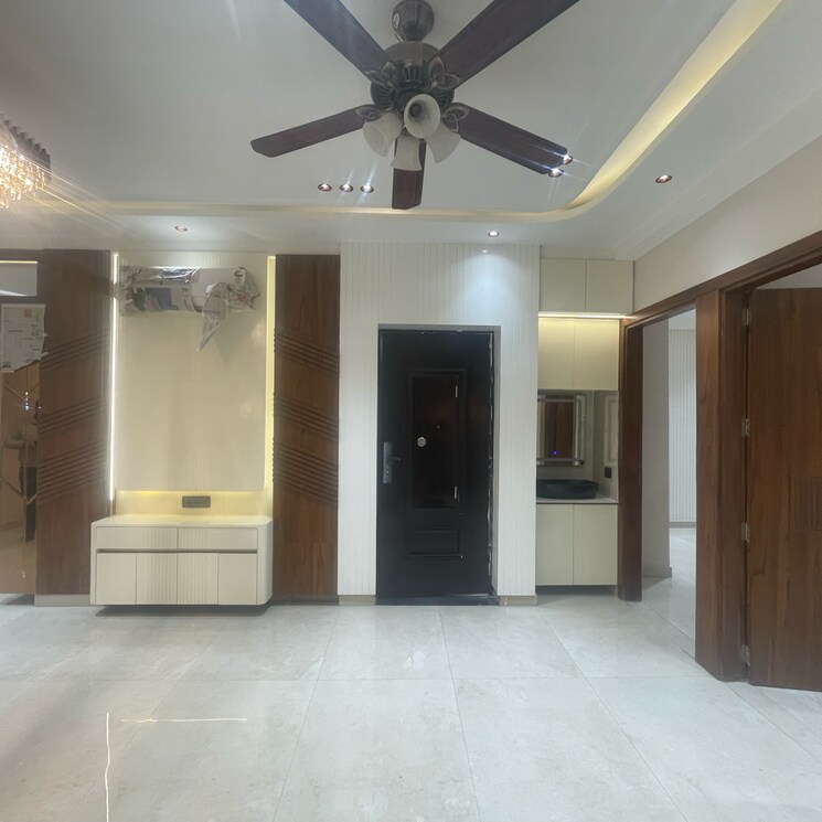 Room, niti khand 4 Bedroom 143 Sq.Mt. Builder Floor In Niti Khand Ghaziabad 8085112
