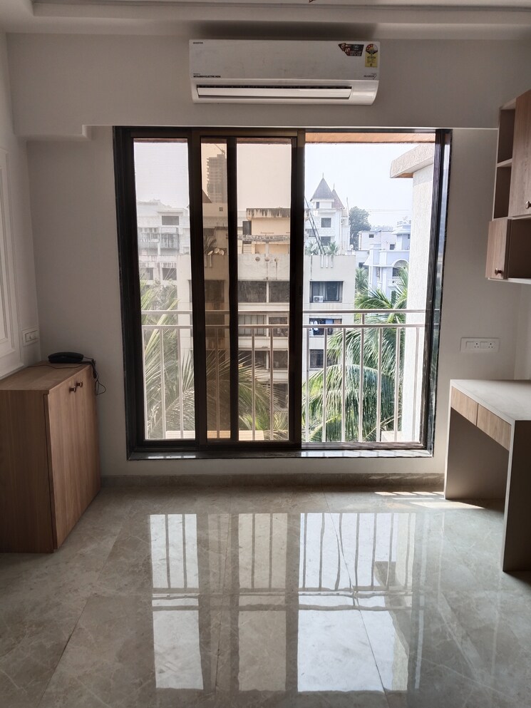 Room, goregaon west 1 Bedroom 400 Sq.Ft. Apartment In Goregaon West Mumbai 8085132