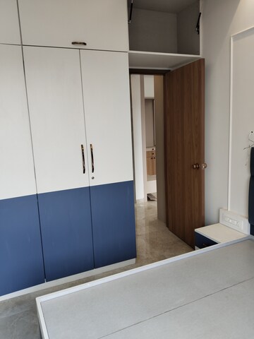 Room in 1 BHK Apartment at Goregaon West – for Sale