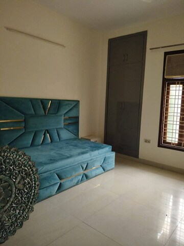 Bedroom in 3 BHK Builder Floor at Ansal Plaza Sector-23, Sector 23 – for Rent