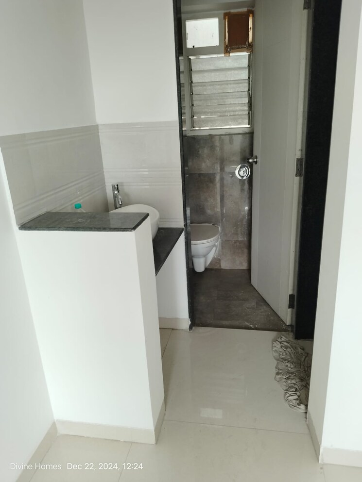 Bathroom, sg-rainbow 2 Bedroom 1350 Sq.Ft. Penthouse In Khadki Pune 8085127