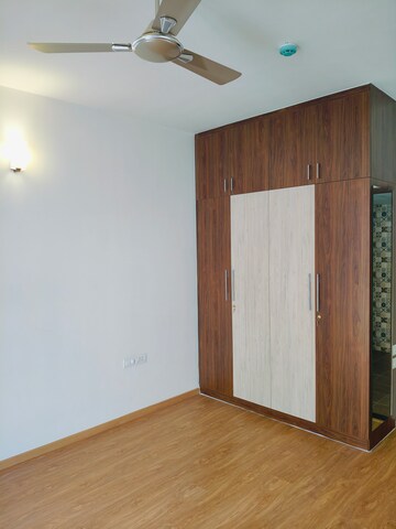 Room in 2.5 BHK Apartment at Brigade Cornerstone Utopia, Varthur – for Rent