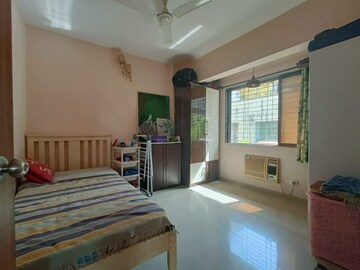 Bedroom in 2 BHK Apartment at Seawoods – for Sale