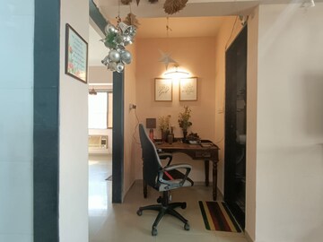 Study Room in 2 BHK Apartment at Seawoods – for Sale