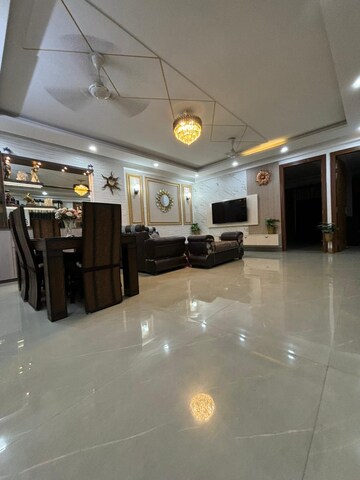 Living Room in 3 BHK Apartment at Saket – for Rent