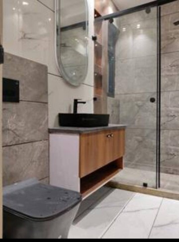 Bathroom in 3.5 BHK Builder Floor at Ansal Plaza Sector-23, Sector 23 – for Rent