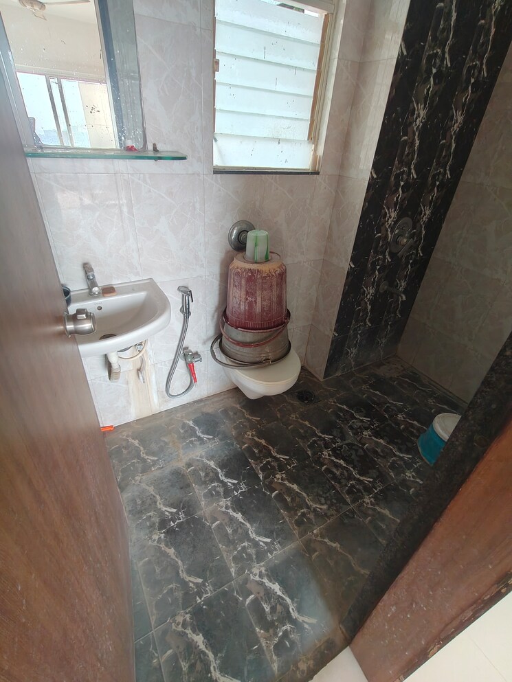 Bathroom, mantra-ira 2 Bedroom 1000 Sq.Ft. Apartment In Undri Pune 8085193