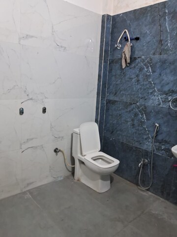 Bathroom in 2 BHK Builder Floor at DLF Vibhuti Khand, Gomti Nagar – for Rent