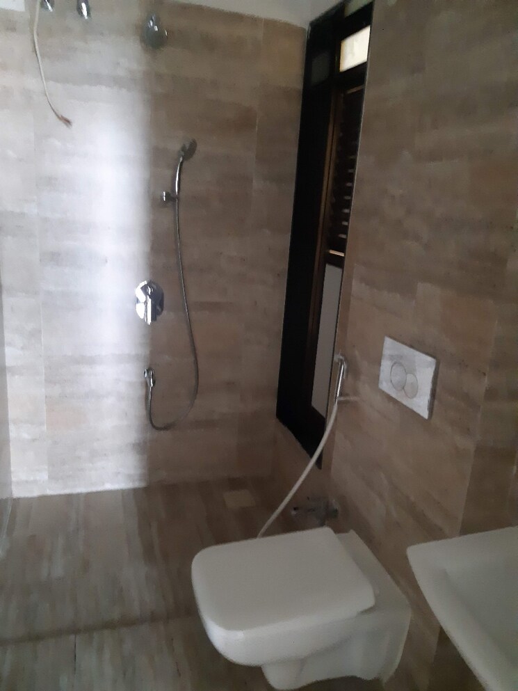 Bathroom, parekh-celeste 1 Bedroom 430 Sq.Ft. Apartment In Goregaon West Mumbai 8085231
