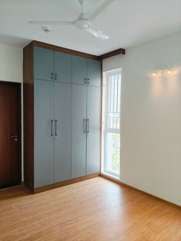 Room in 2 BHK Apartment at Brigade Cornerstone Utopia, Varthur – for Rent