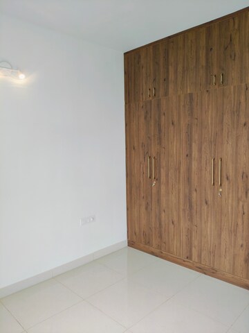 Room in 2 BHK Apartment at Brigade Cornerstone Utopia, Varthur – for Rent