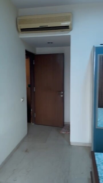 Room in 2 BHK Apartment at Brook Haven, Jogeshwari East – for Rent
