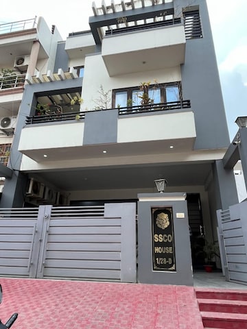 2 BHK Builder Floor For Rent in DLF Vibhuti Khand Gomti Nagar Lucknow  8085275