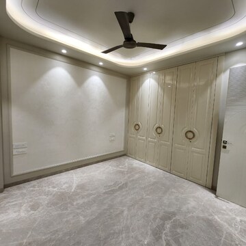 Bedroom in 4 BHK Apartment at Emaar Marbella, Sector 66 – for Rent