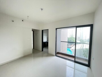 2 BHK Apartment For Rent in Runwal Eirene, Balkum Pada