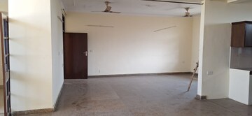 Room in 3 BHK Apartment at Sector 20 – for Rent