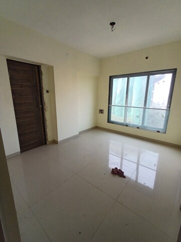 Room in 1 BHK Apartment at Jogeshwari East – for Sale
